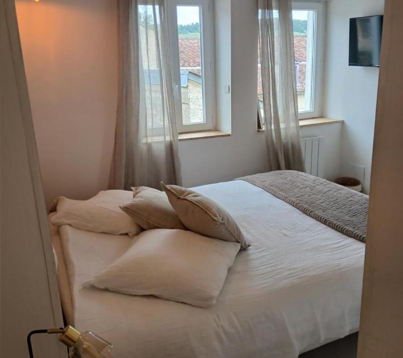 Photo of Bedroom in Chablis