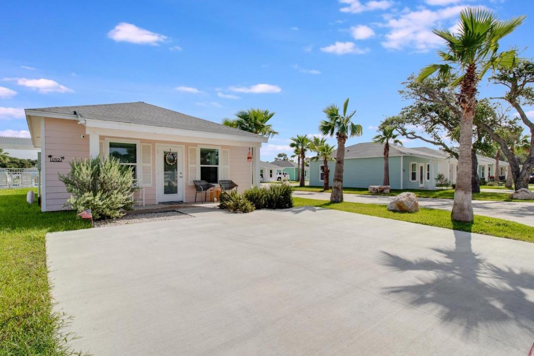 Photo of Others in Fulton