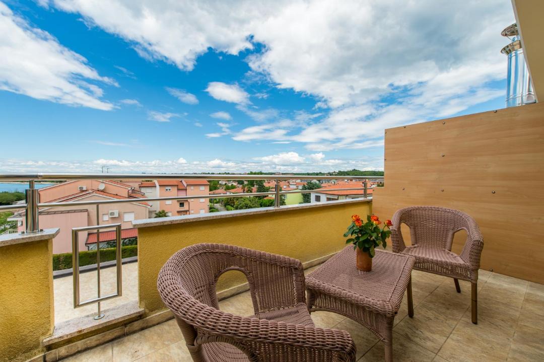 Photo of Patio Balcony in Zambratija