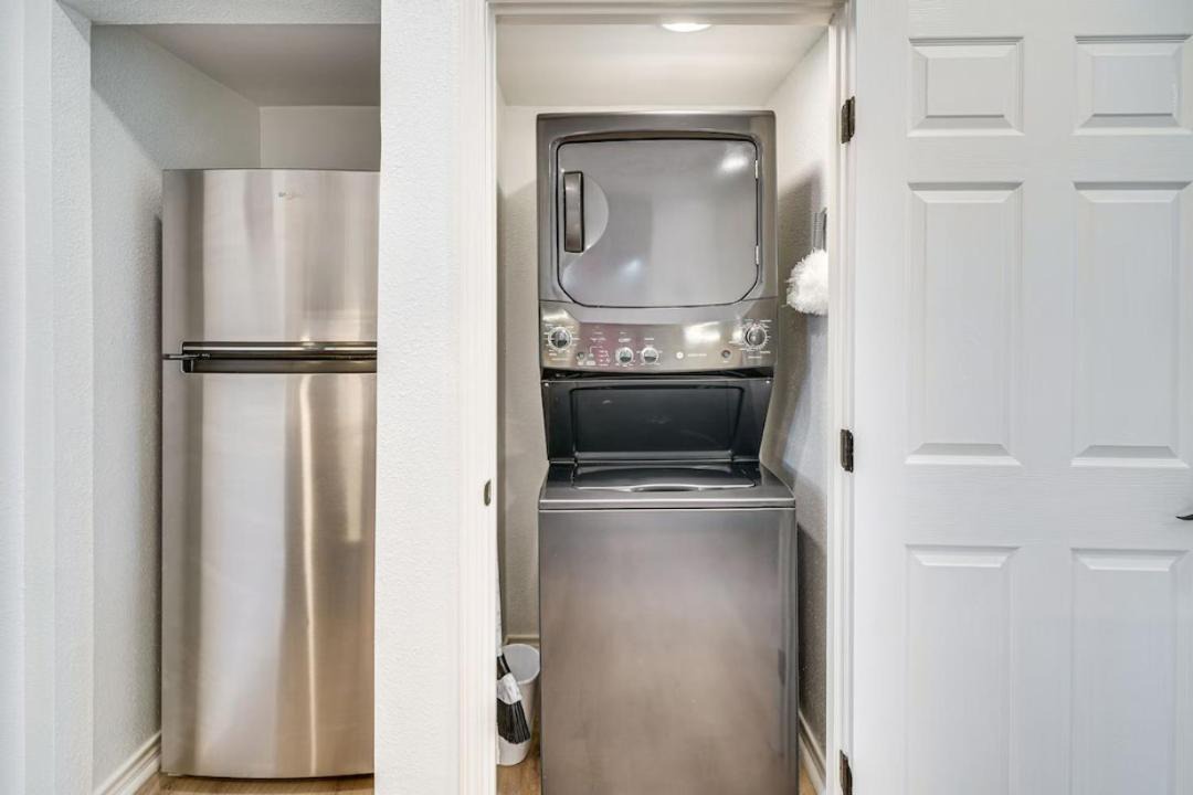 Photo of Kitchen in Northwest Los Angeles Heights