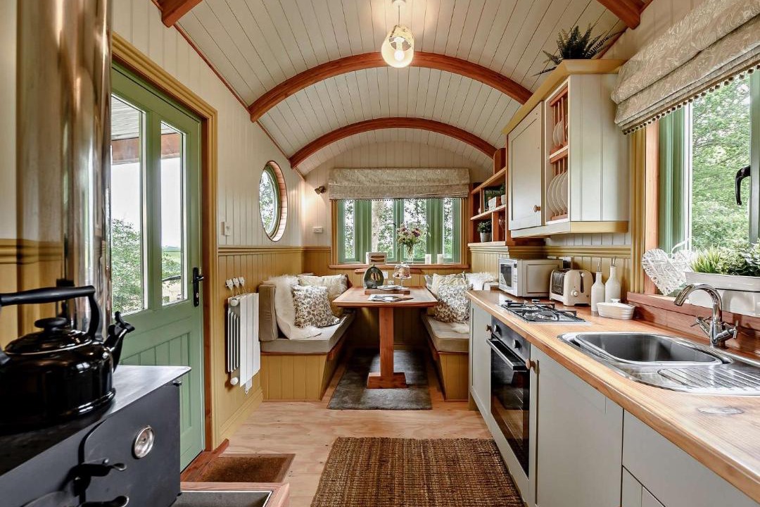 Photo of Others in Black Torrington