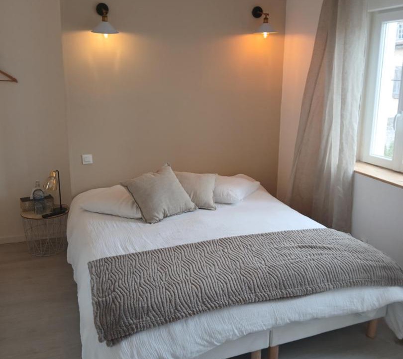 Photo of Bedroom in Chablis