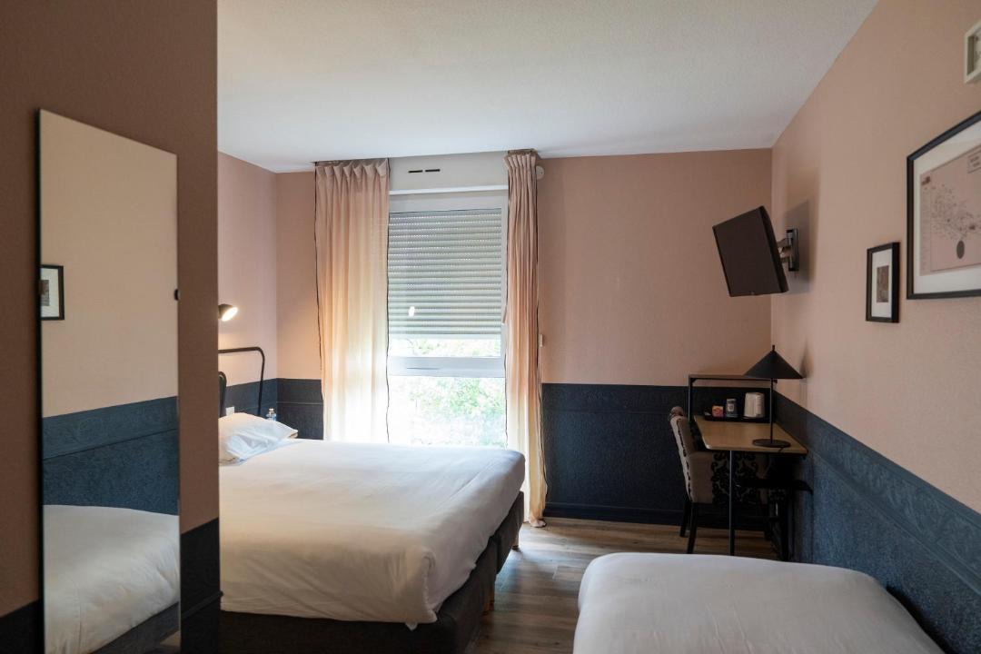 Photo of Bedroom in Nuits-Saint-Georges