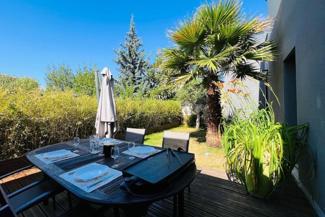 Photo of Patio Balcony in Saint-Serge