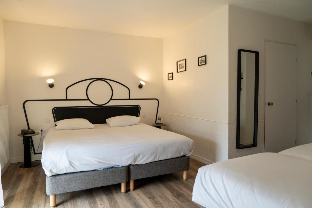 Photo of Bedroom in Nuits-Saint-Georges