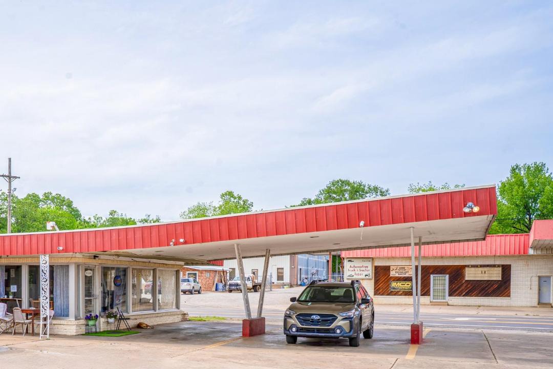 Photo of Others in Booneville
