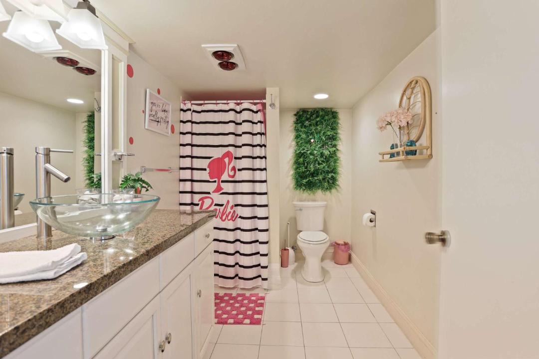 Photo of Bathroom in Midtown Sacramento