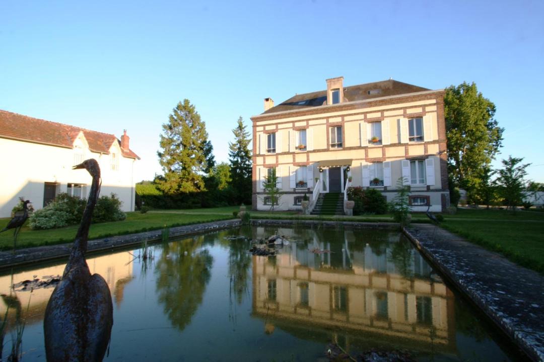 Photo of Others in La Chaussee-d'Ivry
