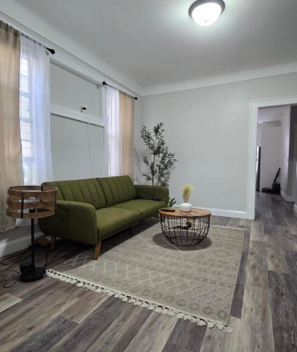 Photo of Livingroom in Irvington