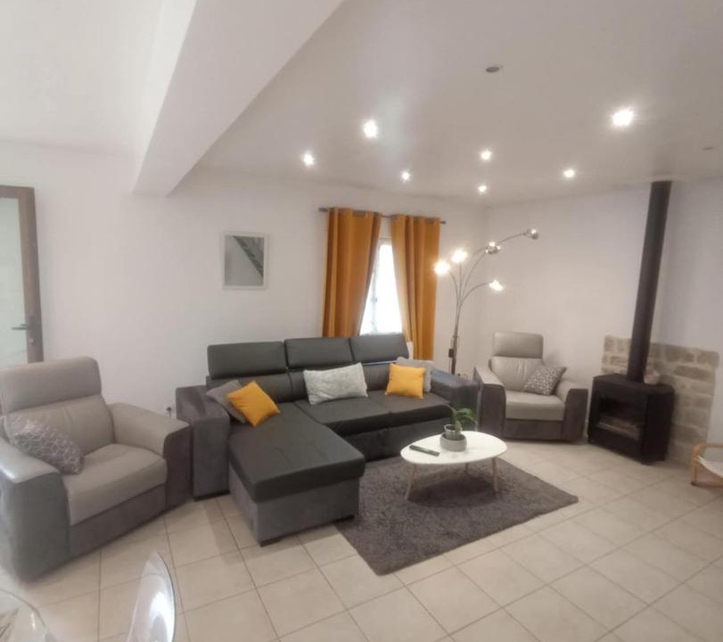 Photo of Livingroom in Hermes