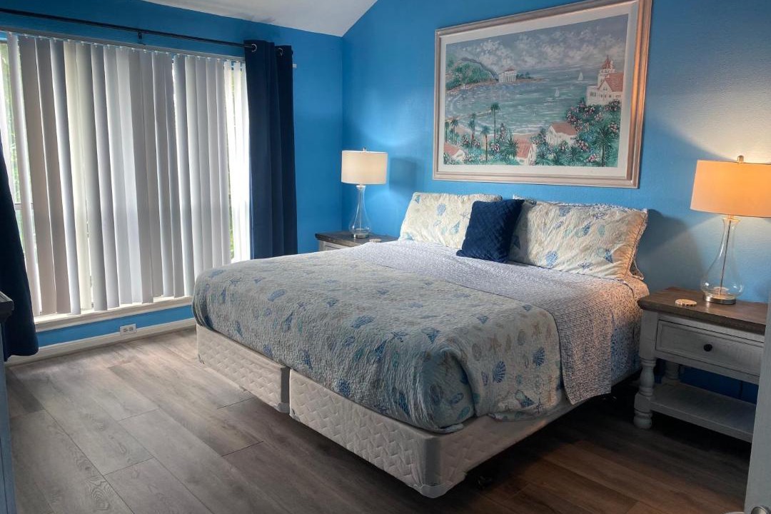 Photo of Bedroom in Seven Coves