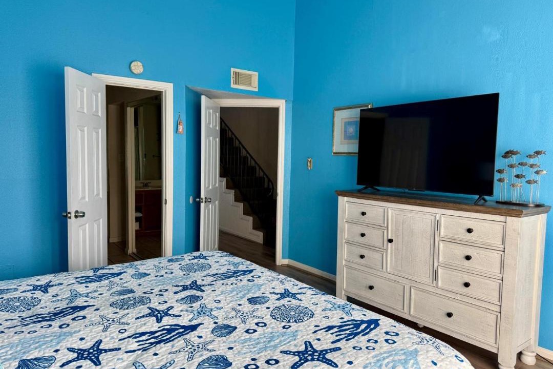 Photo of Bedroom in Seven Coves