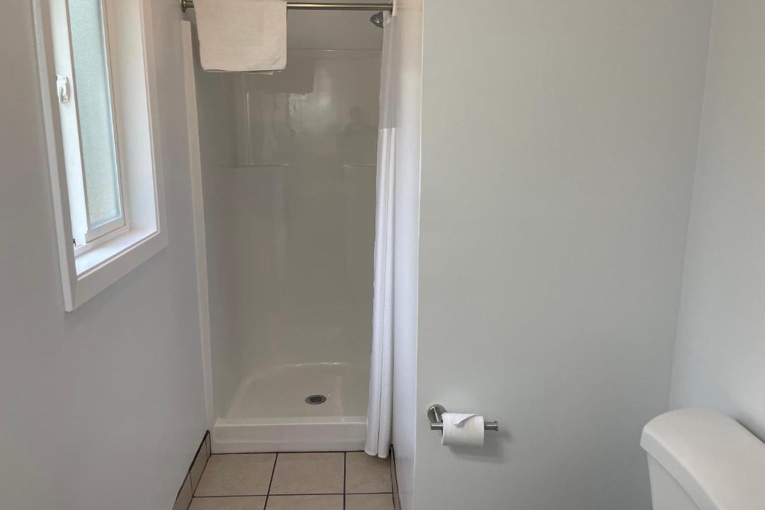 Photo of Bathroom in Willits