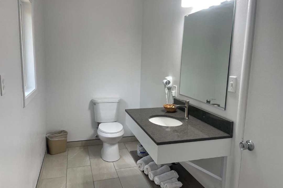 Photo of Bathroom in Willits