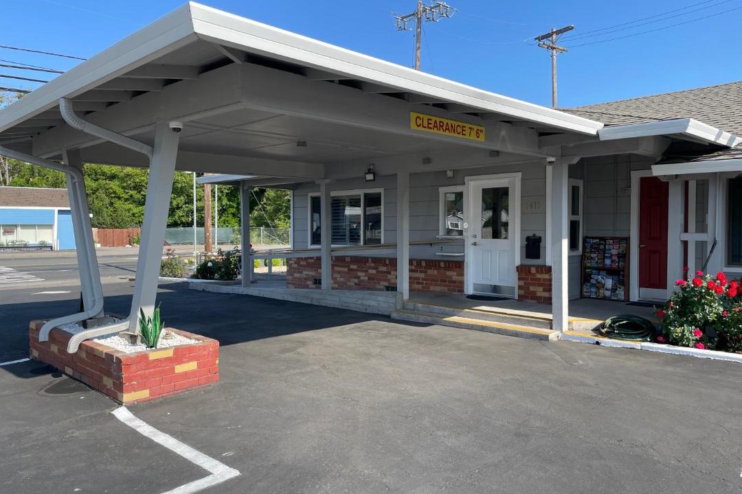 Photo of Others in Willits