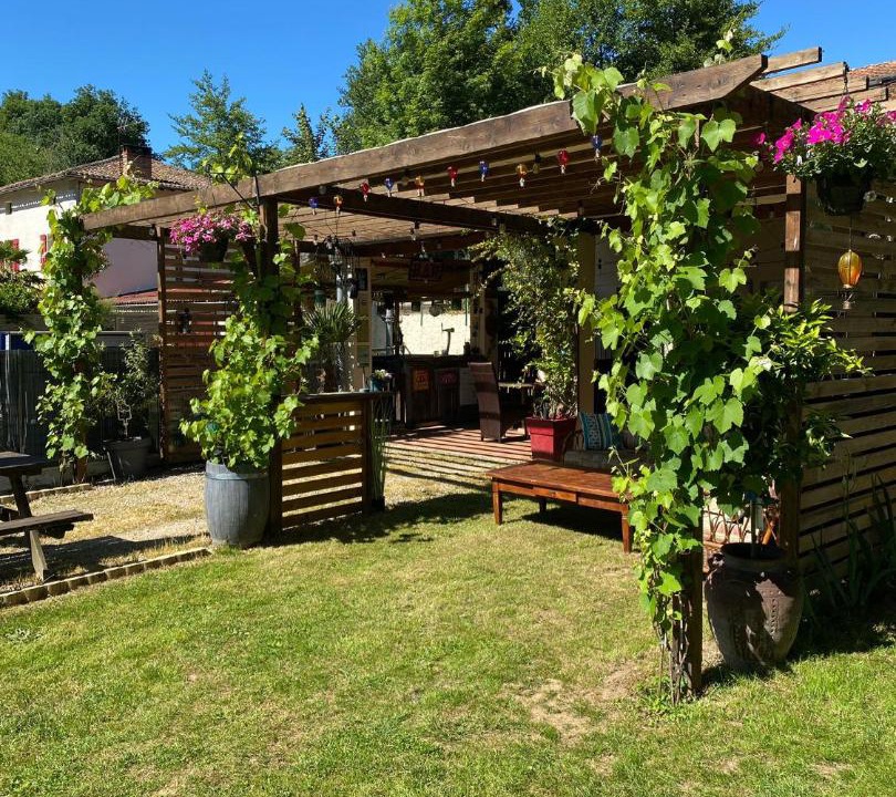 Photo of Others in Saulgond