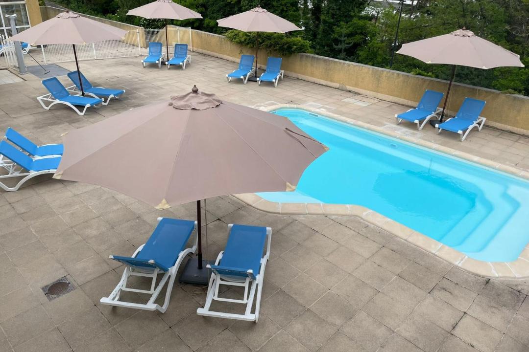 Photo of Others in Avene
