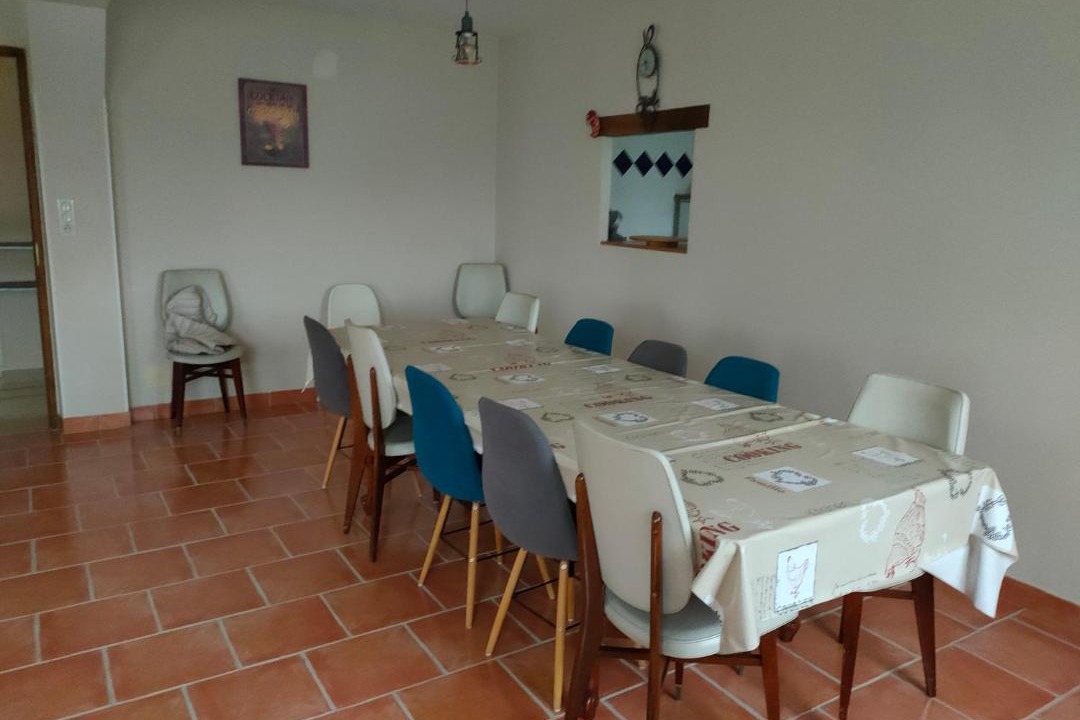 Photo of Others in Polisy