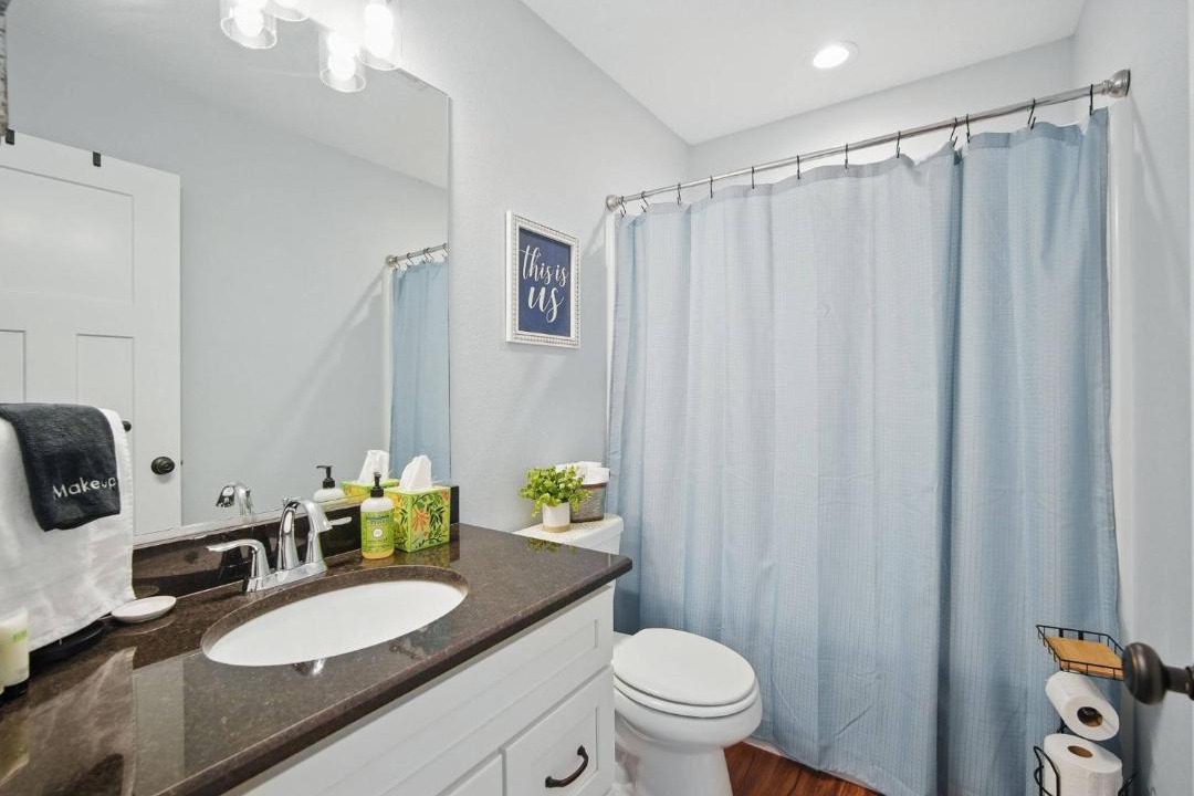 Photo of Bathroom in Winterset