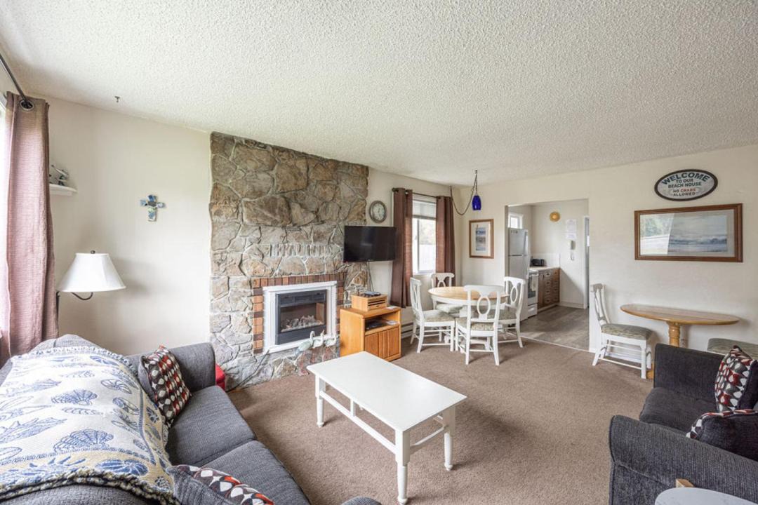 Photo of Others in Seaview