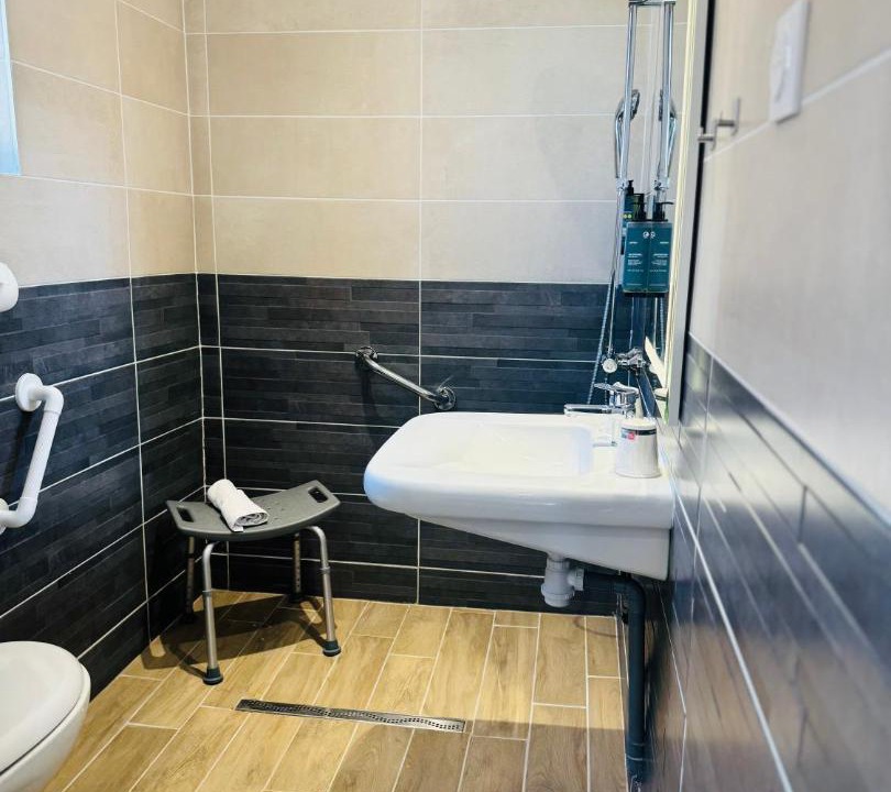 Photo of Bathroom in Saint-Regnobert-de-la-Cote-de-Nacre