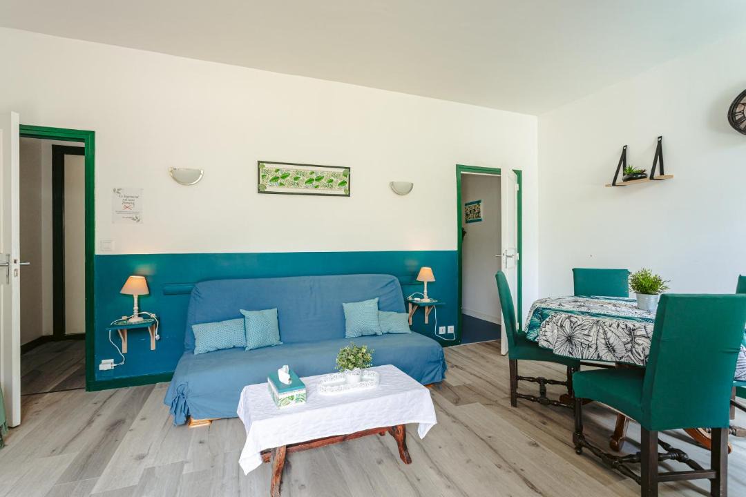 Photo of Others in Genouille