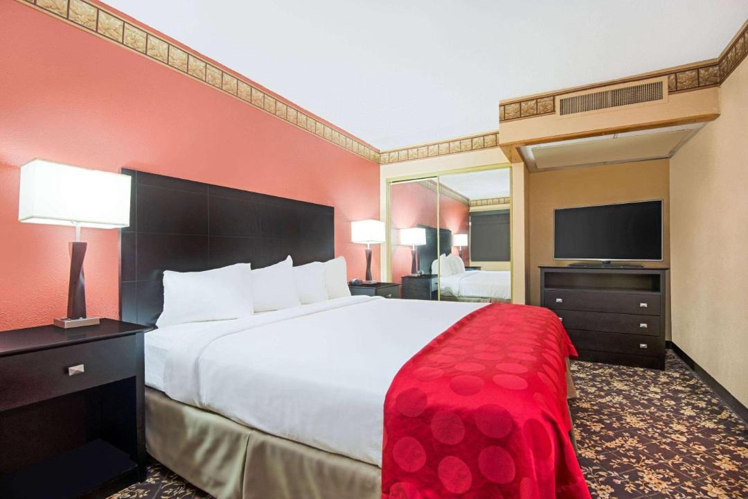 Photo of Others in Gillette