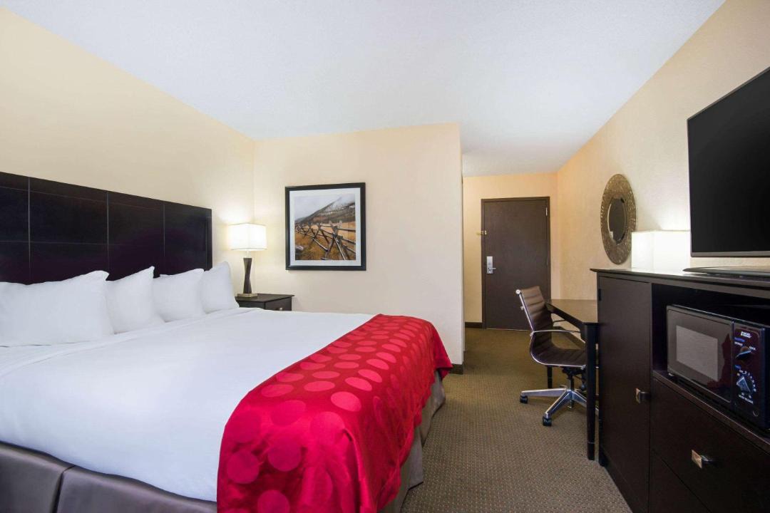 Photo of Others in Gillette