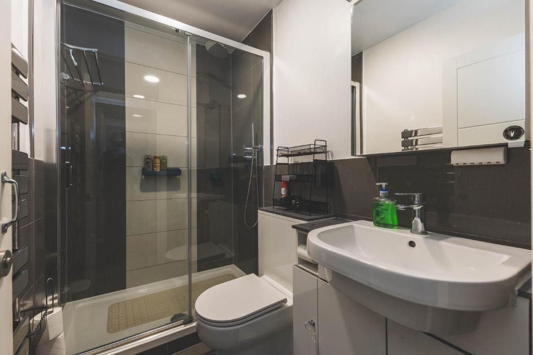 Photo of Bathroom in Askew