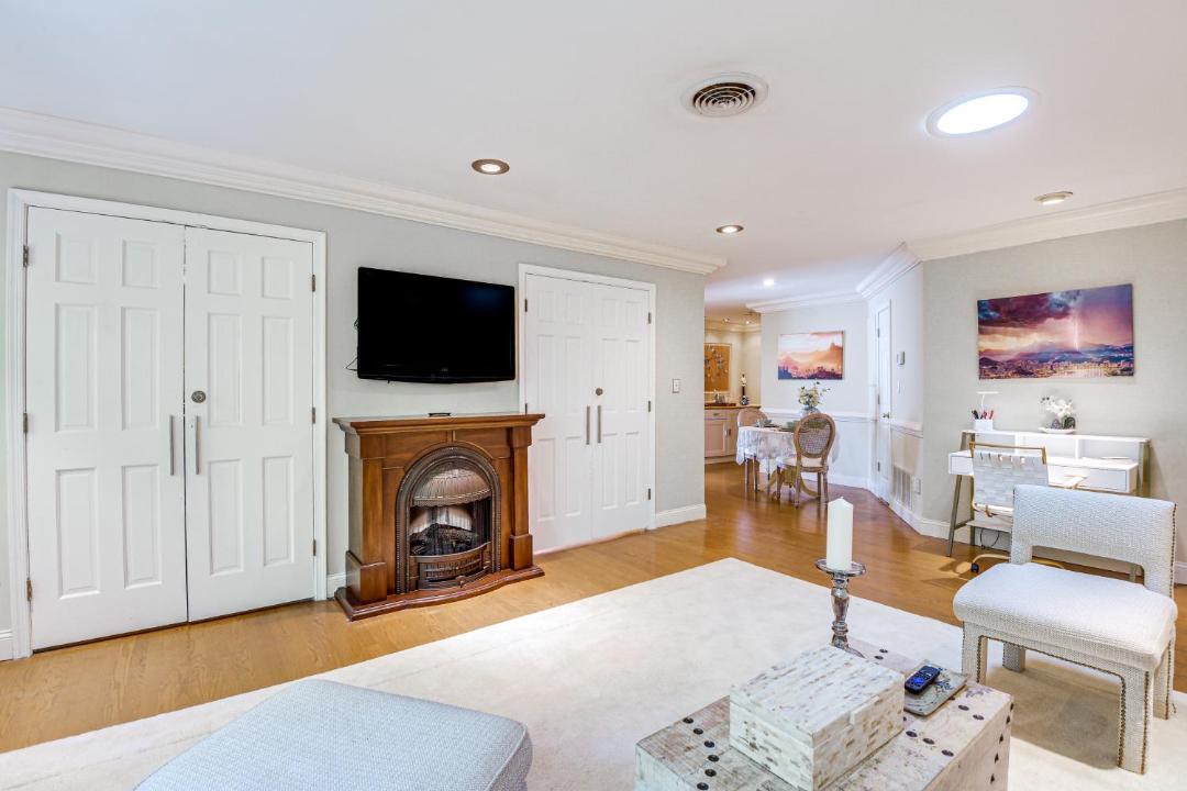 Photo of Others in Long Green