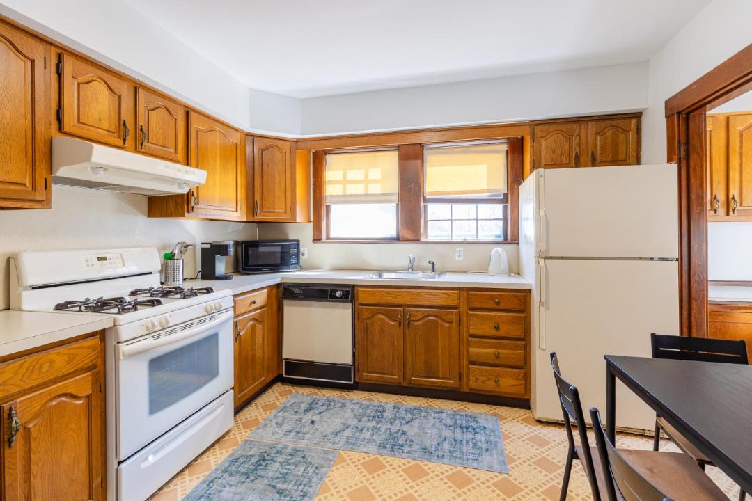 Photo of Kitchen in Oak Square