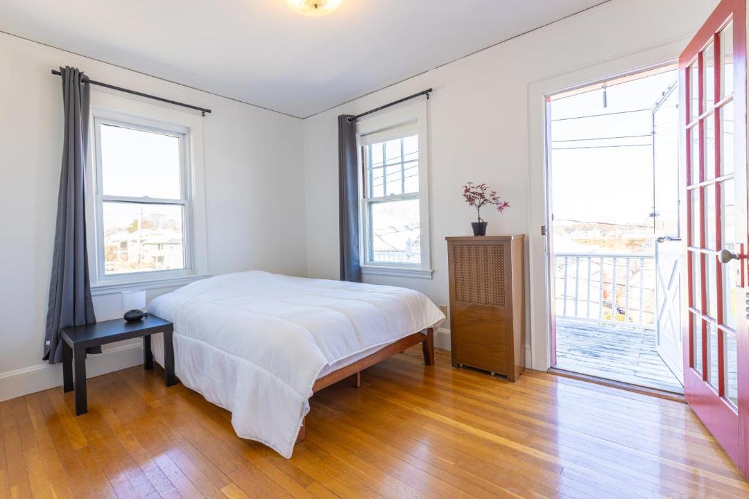 Photo of Bedroom in Oak Square