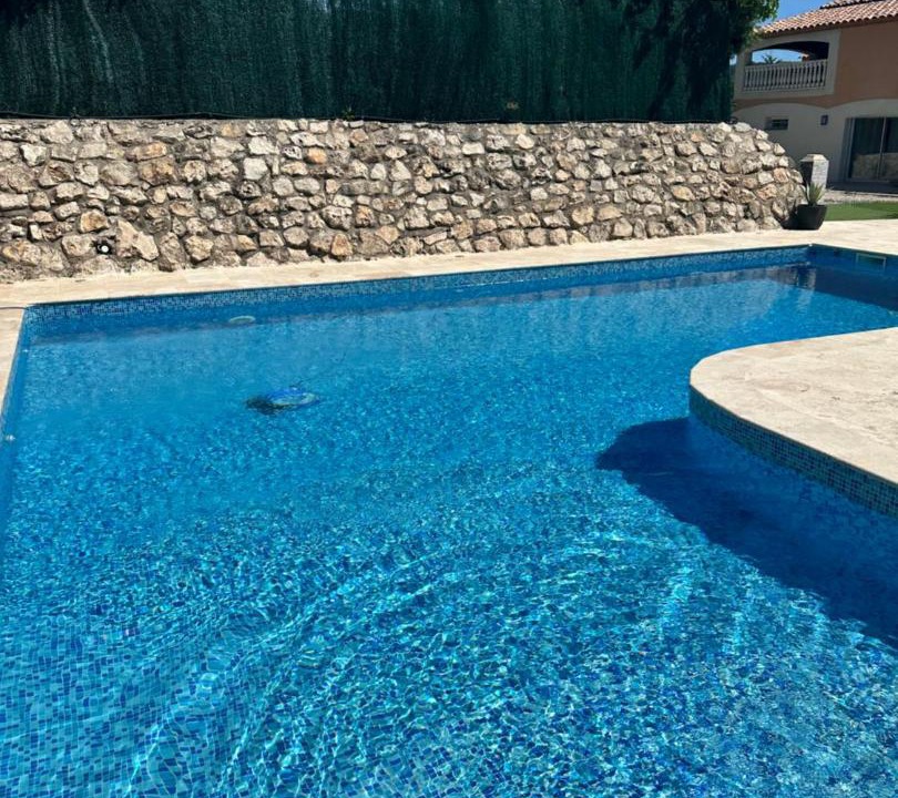 Photo of Others in Bouc-Bel-Air