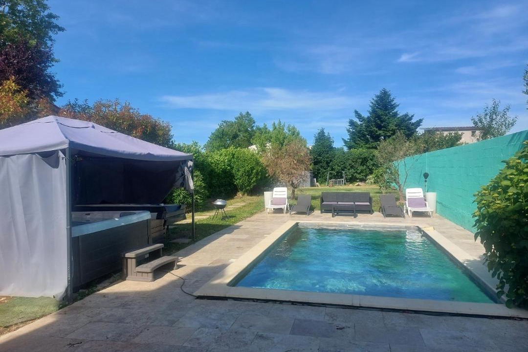 Photo of Others in Saint-Fons