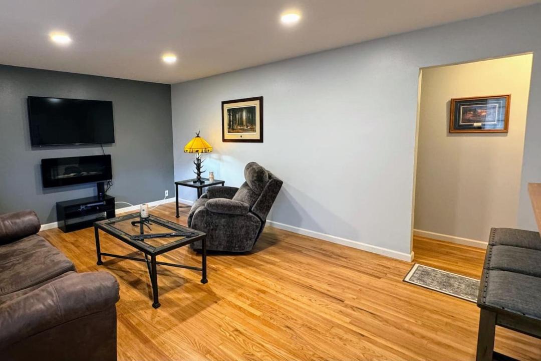 Photo of Others in Cheyenne