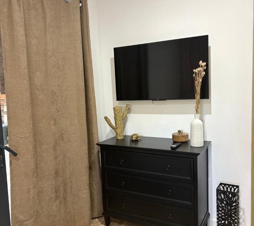 Photo of Others in Paraza