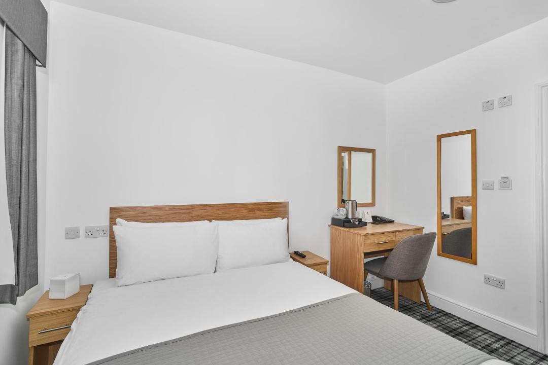 Photo of Others in Valentines