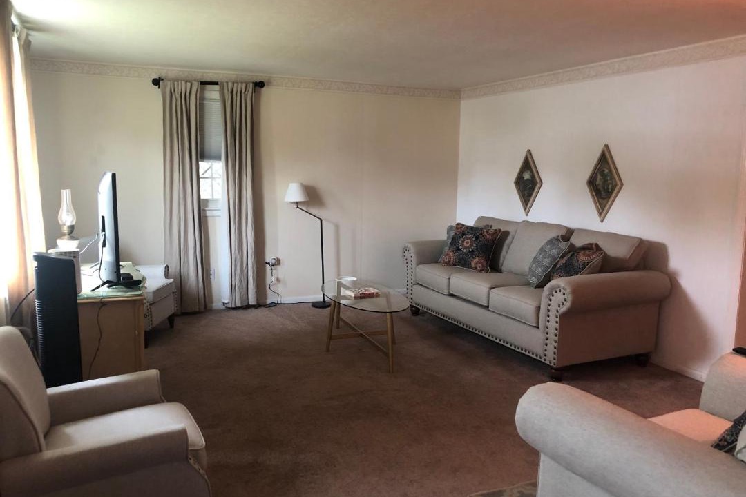 Photo of Livingroom in Harrisburg