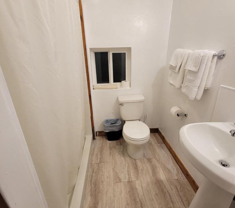 Photo of Bathroom in Crescent