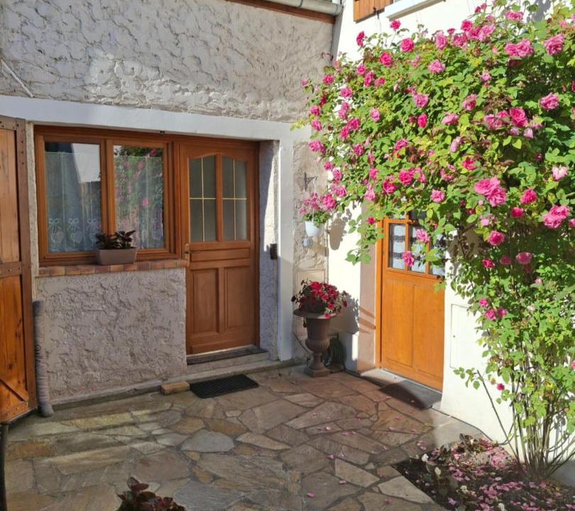 Photo of Others in Thiveral-Grignon