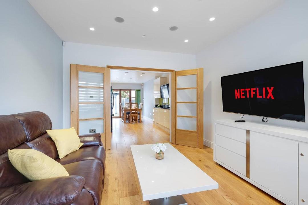 Photo of Livingroom in Enfield