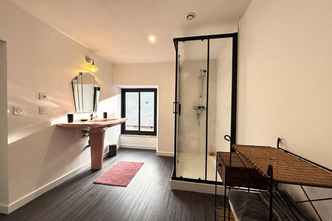 Photo of Others in Sarrazac