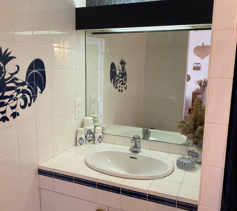 Photo of Bathroom in Jurancon