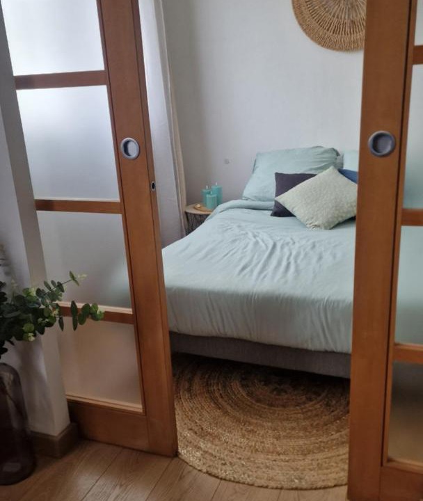 Photo of Bedroom in Les Mureaux