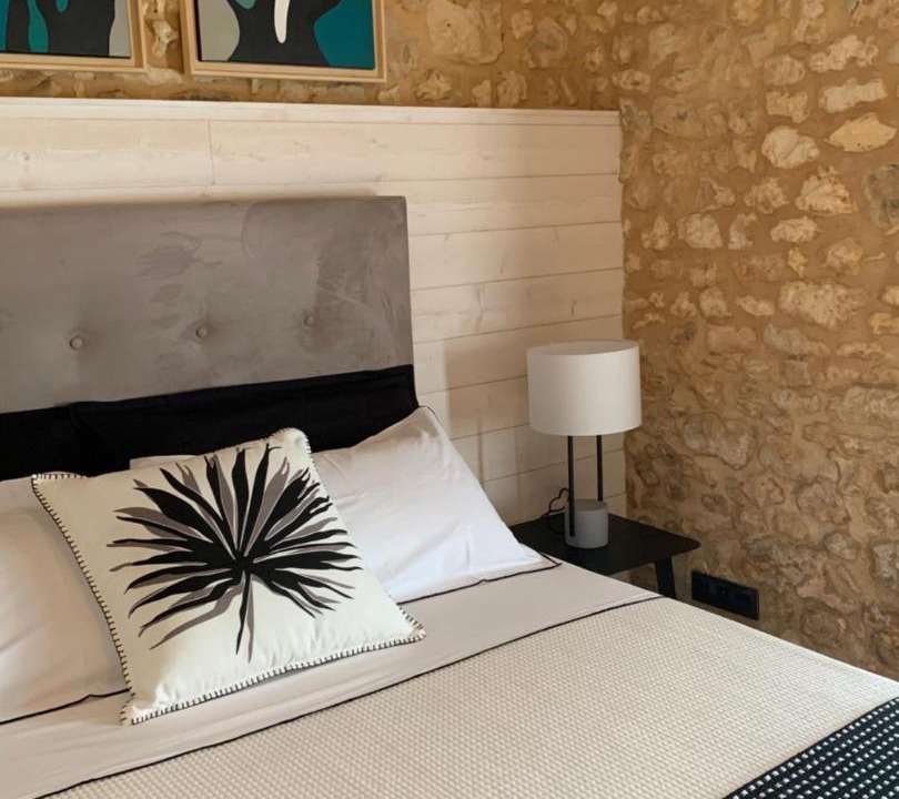 Photo of Others in Sainte-Alvere-Saint-Laurent-les-Batons