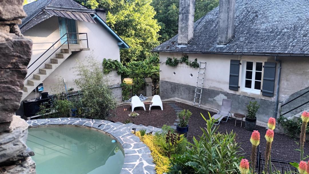 Photo of Others in Lascaux