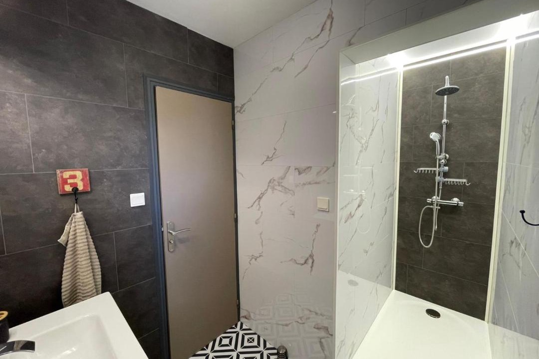 Photo of Bathroom in Sablet