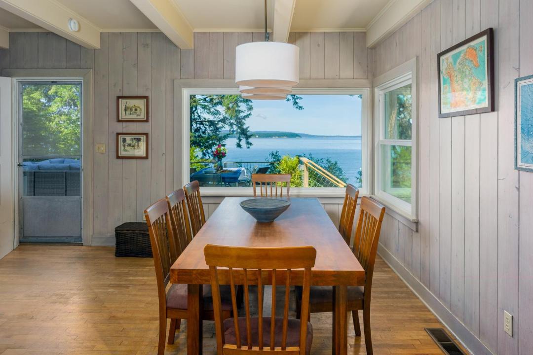 Photo of Others in Eastsound