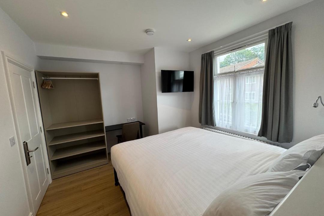 Photo of Others in Brentwood