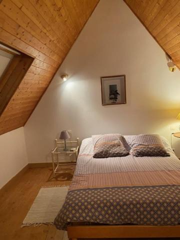 Photo of Bedroom in Crach